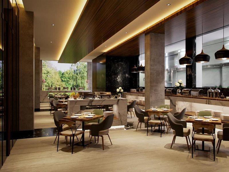 Aston & Conference Center Hotel 3*