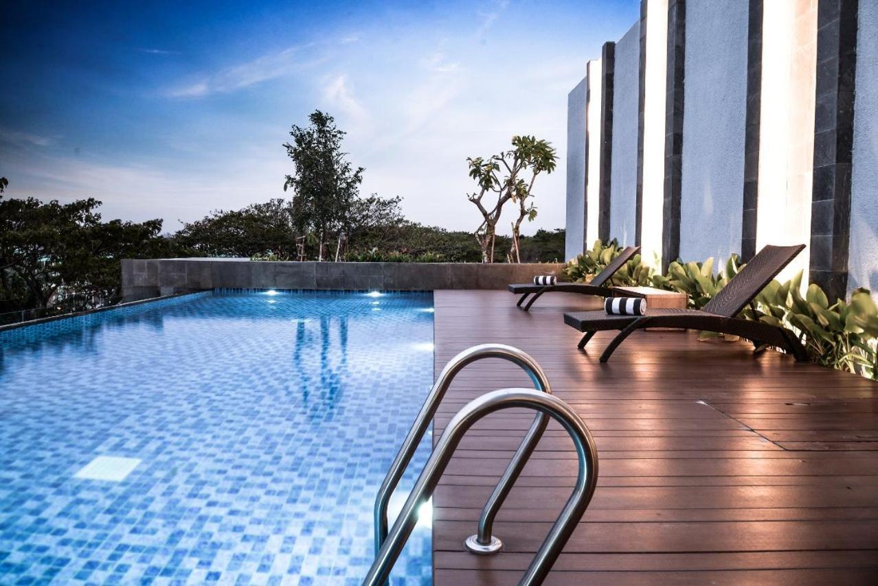 Aston & Conference Center 3* Sidoarjo